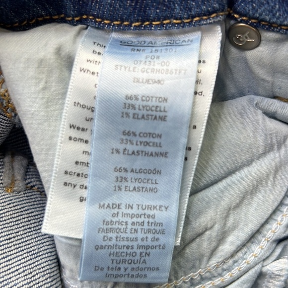 GOOD AMERICAN NWT  GOOD CLASSIC HIGH RISE RAW HEM BLUE JEAN SZ 26 - Picture 9 of 11